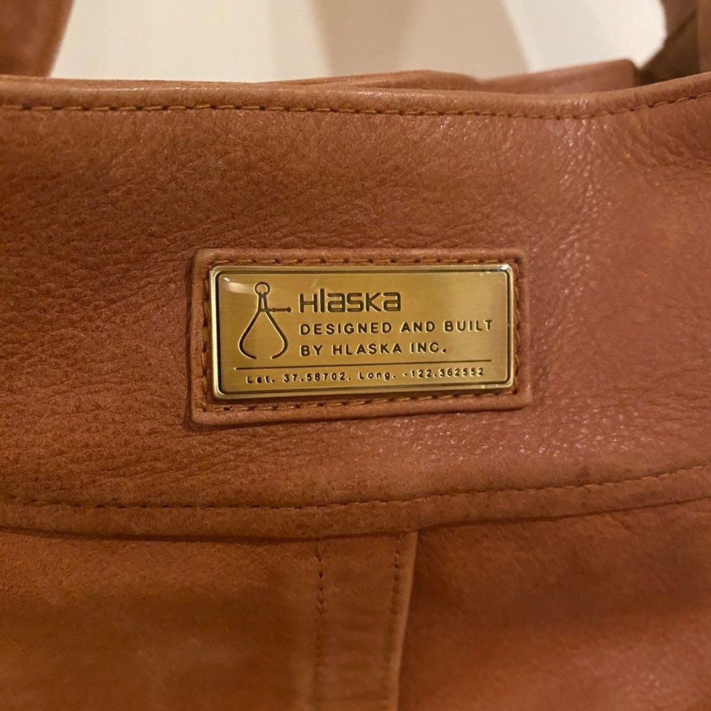 Handbag - Picture 2 of 2